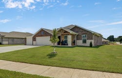 5205 S Morgan Avenue, Battlefield, MO 65619