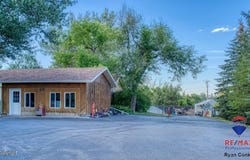 640 12th St W, Gillette, WY 82716