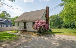 31-1/2 North St, Methuen, MA 01844
