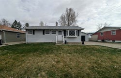 131 Maple Avenue, Glendive, MT 59330