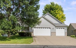 1281 Sunburst Way SE, Hutchinson, MN 55350
