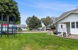1509 Main Avenue, Clear Lake, IA 50401