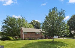 3471 SYCAMORE ROAD, DOVER, PA 17315