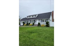 703 Pine Avenue, West Islip, NY 11795