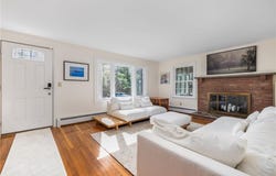 35 Hallville Road, Exeter, RI 02822