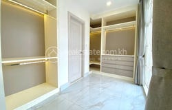 Nirouth, Chbar Ampov, Phnom Penh