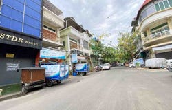 Tuek Thla, Sen Sok, Phnom Penh