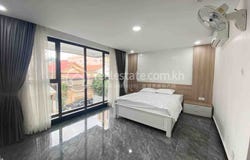 Boeung Prolit, 7 Makara, Phnom Penh