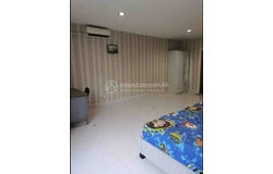Nirouth, Chbar Ampov, Phnom Penh