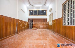 Boeung Prolit, 7 Makara, Phnom Penh