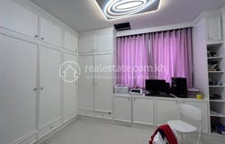 Nirouth, Chbar Ampov, Phnom Penh