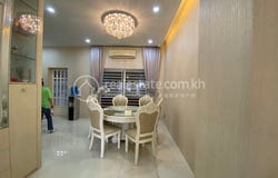 Nirouth, Chbar Ampov, Phnom Penh