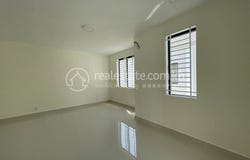 Nirouth, Chbar Ampov, Phnom Penh