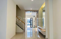 Nirouth, Chbar Ampov, Phnom Penh