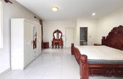 Nirouth, Chbar Ampov, Phnom Penh