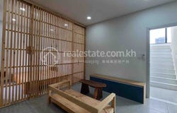 Boeung Prolit, 7 Makara, Phnom Penh