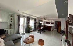 Boeung Prolit, 7 Makara, Phnom Penh