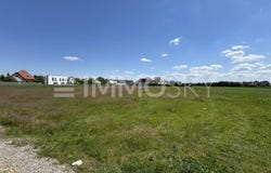 Gerasdorf bei Wien, Lower Austria 2201