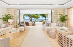 One Beachlands, Holetown, Saint James