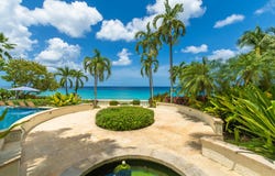 Mantaray Villa, Derricks, 