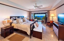 Coral Cove, Paynes Bay, Saint James