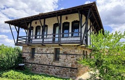 Bata, Burgas 8218