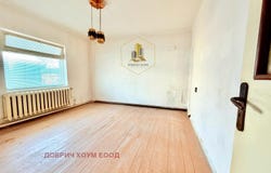 Център/Centar, Добрич, Dobrich Province 9300
