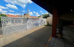100 Rua da Saudade, Guapiaçu, São Paulo 15110000