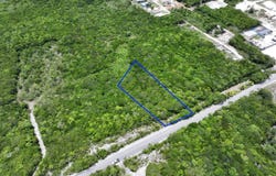 Queens Highway, Palmetto Point, Central Eleuthera