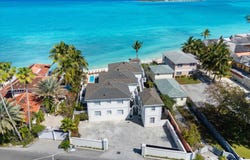 NORTH COAST APARTMENTS, New Providence/Paradise Island, 