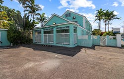 12 MONTROSE AVENUE, New Providence/Paradise Island, 