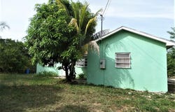 2 BED/1BA HOUSE IN HAMILT, Long Island, Long Island