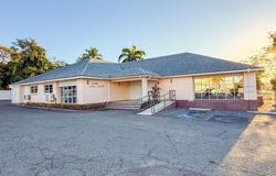 THE OXFORD MEDICAL CENTER, New Providence/Paradise Island, 