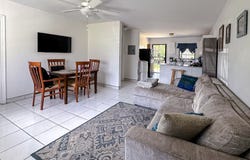 3M3V+29, Johnson Road, New Providence