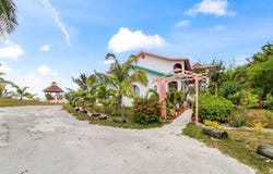 UNIQUE VILLAGE, Eleuthera, 