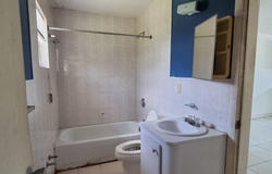 2 EAST PINE STREET, Grand Bahama/Freeport, 
