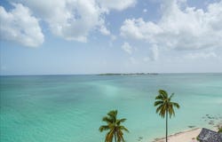 CONCHREST unit: 7B, New Providence/Paradise Island, 
