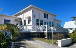 MV4, Abaco, Abaco