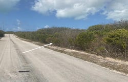 SCRUB HILL LOT, Long Island, Long Island