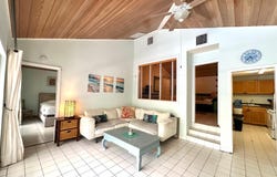 OCEAN PARK VILLA unit: 21, New Providence/Paradise Island, 