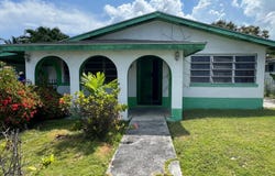 32 FAITH AVENUE, New Providence/Paradise Island, New Providence/Paradise Island