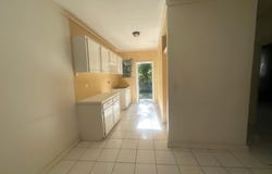 19 Carmen Close #7, NA, South Beach, New Providence