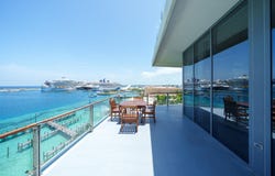 BAY STREET unit: # 711, New Providence/Paradise Island, 