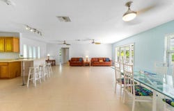 15 A BERMUDA CLOSE, Grand Bahama/Freeport, Grand Bahama/Freeport