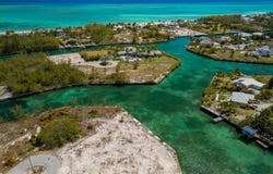 37 PIKES CLOSE, Grand Bahama/Freeport, 