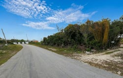 BEACHFRONT MANGROVE CAY, Andros, Andros