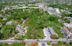 FOX HILL ROAD COMMERCIAL, New Providence/Paradise Island, 
