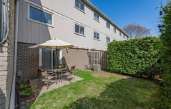 51 Paulander Drive 39, Kitchener, Ontario N2M 5E5