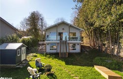 2371 Lakeshore Road E, Oro-Medonte, Ontario L0L 1T0