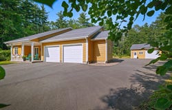 20 Camden Court, Bridgewater, Nova Scotia B4V 8W5